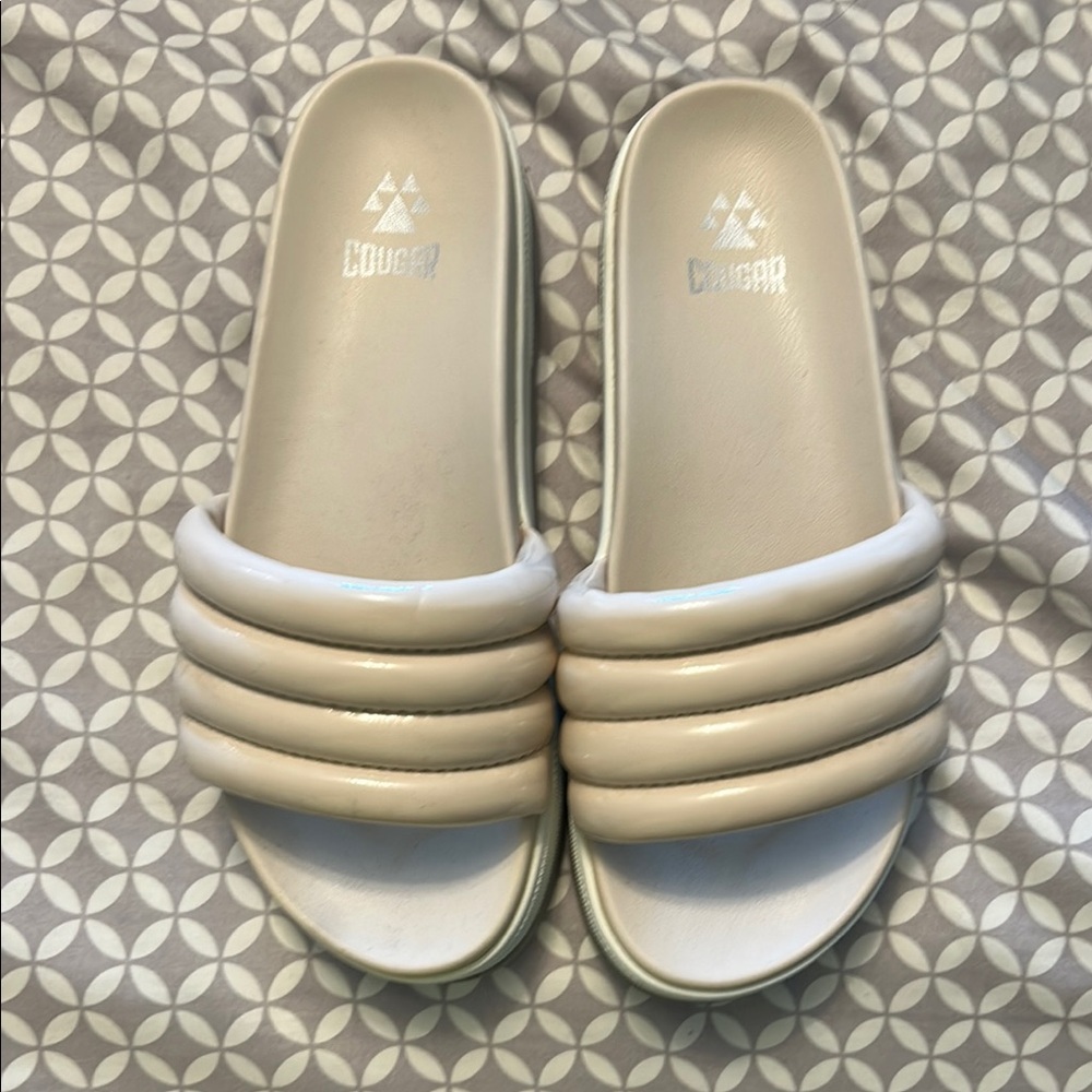 Cougar Women's Cream Slide Sandals